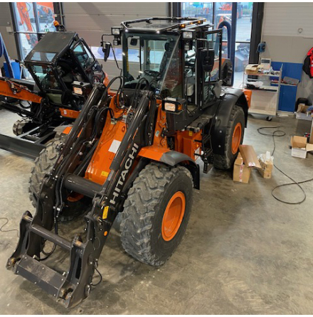 MittX B�ge Hitachi Hjullastare